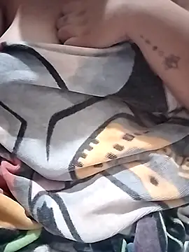 Snapshot of curvee_Kyra chatting on January 15, 2026, 12:10 pm curvee Kyra online show from January 15, 2026, 12:10 pm