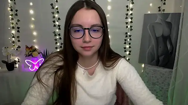 SweetPrincess  online show from February 6, 2025, 6:51 am