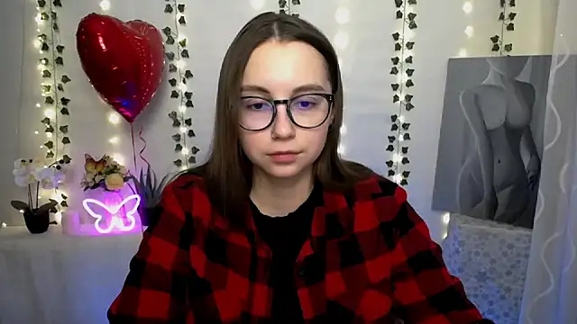 SweetPrincess  online show from February 10, 2025, 2:37 pm