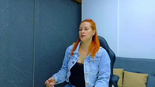 Britney taylor  online show from January 12, 2026, 7:08 pm