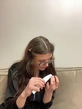 little belucci online show from January 15, 2025, 2:35 pm