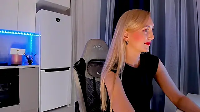 HotyPlays online show from February 13, 2025, 1:05 pm