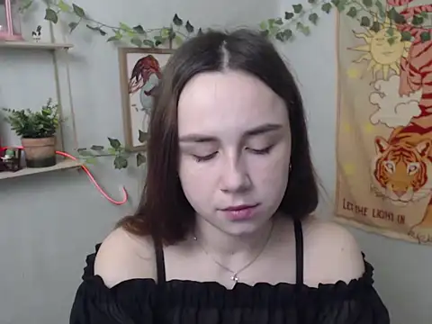 Snapshot of VeryVeryVeryShy_ chatting on April 29, 2026, 5:33 am VeryVeryVeryShy online show from April 29, 2026, 5:33 am