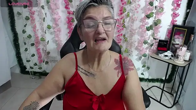 bety-cum2 online show from March 4, 2025, 9:29 am