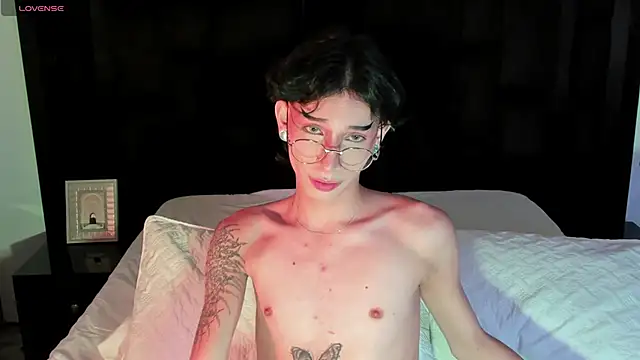 AndyWiilliams online show from February 13, 2025, 11:58 pm