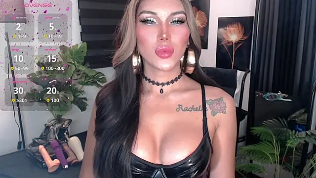 Snapshot of Your_Sex_EnchantressXx chatting on January 18, 2026, 10:30 am Your Sex EnchantressXx online show from January 18, 2026, 10:30 am