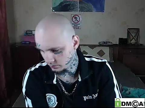 Snapshot of Keny_Collins chatting on October 1, 2025, 10:27 pm Keny Collins online show from October 1, 2025, 10:27 pm