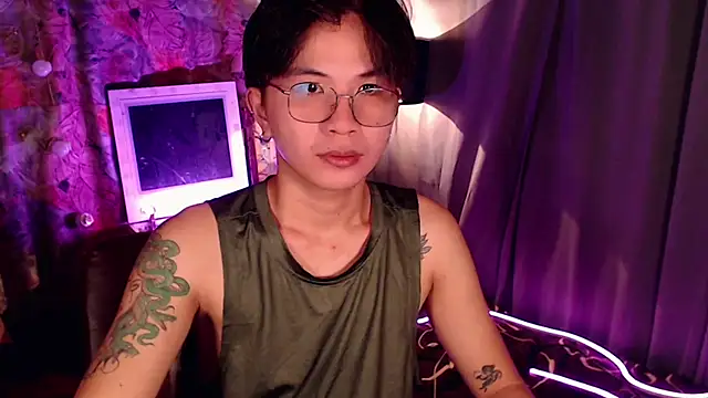 Sexy Handsome Drex online show from December 15, 2024, 6:51 am