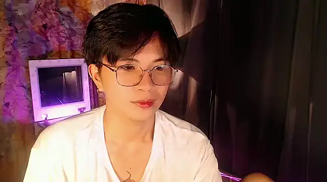 Sexy Handsome Drex online show from January 28, 2025, 8:36 am