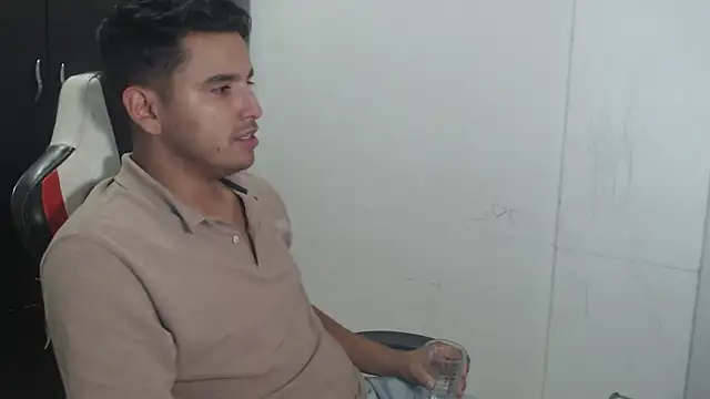 kylian 07 online show from December 4, 2025, 3:05 am