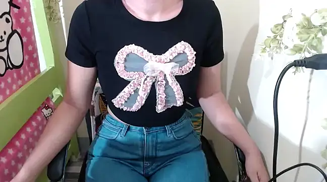 Snapshot of Skinny_regie99xxx chatting on February 22, 2025, 3:01 am Skinny regie99xxx online show from February 22, 2025, 3:01 am