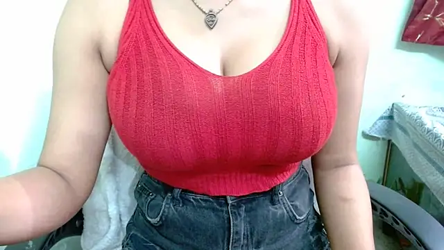 sweet-alia online show from October 6, 2025, 1:19 pm