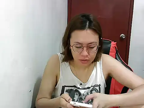 crizzybel online show from February 13, 2025, 11:26 pm