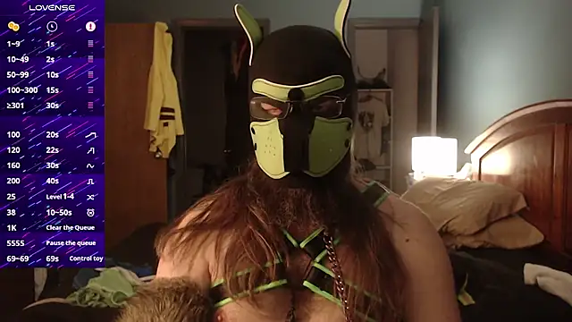 kinkywolf429 online show from September 13, 2025, 2:28 pm