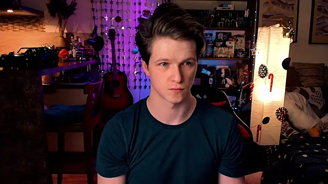 Breston Sweet online show from December 15, 2024, 6:26 pm