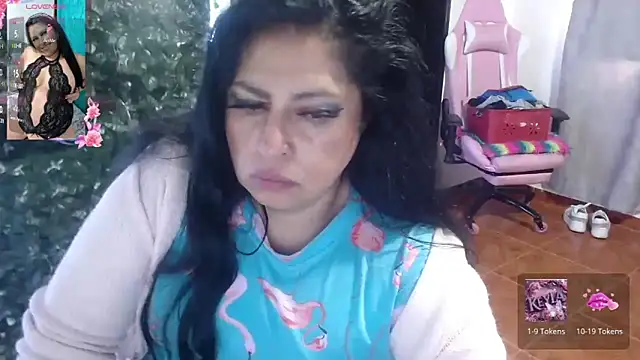 Snapshot of Keyla01_ chatting on March 7, 2025, 1:29 pm Keyla01 online show from March 7, 2025, 1:29 pm