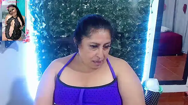 Snapshot of Keyla01_ chatting on March 8, 2025, 11:37 am Keyla01 online show from March 8, 2025, 11:37 am