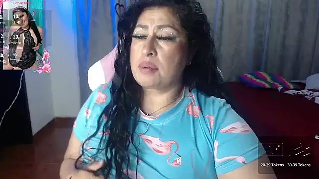 Snapshot of Keyla01_ chatting on March 17, 2025, 7:24 am Keyla01 online show from March 17, 2025, 7:24 am