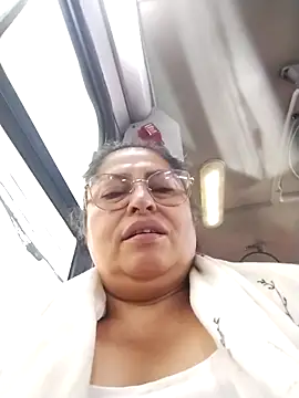 Snapshot of Keyla01_ chatting on September 10, 2025, 11:10 am Keyla01 online show from September 10, 2025, 11:10 am