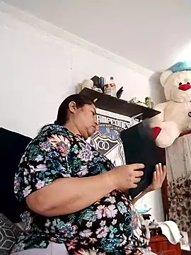 Snapshot of Keyla01_ chatting on September 26, 2025, 12:31 pm Keyla01 online show from September 26, 2025, 12:31 pm