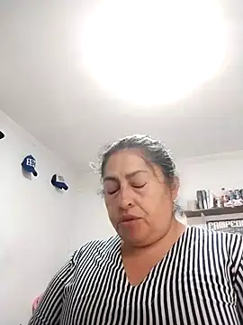 Snapshot of Keyla01_ chatting on October 4, 2025, 3:21 pm Keyla01 online show from October 4, 2025, 3:21 pm