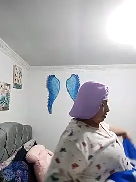 Snapshot of Keyla01_ chatting on October 21, 2025, 2:07 pm Keyla01 online show from October 21, 2025, 2:07 pm