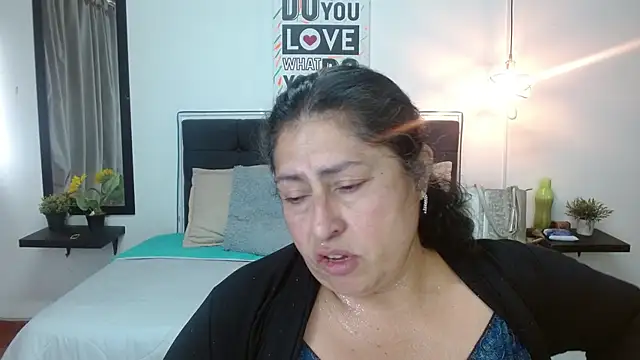 Snapshot of Keyla01_ chatting on October 31, 2025, 2:40 pm Keyla01 online show from October 31, 2025, 2:40 pm