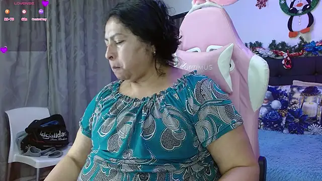 Snapshot of Keyla01_ chatting on November 14, 2025, 11:53 am Keyla01 online show from November 14, 2025, 11:53 am