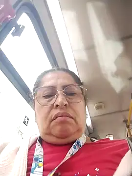 Snapshot of Keyla01_ chatting on November 15, 2025, 11:40 am Keyla01 online show from November 15, 2025, 11:40 am