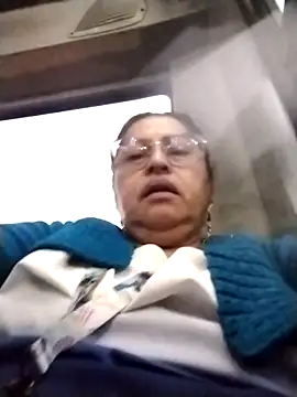 Snapshot of Keyla01_ chatting on November 18, 2025, 10:31 am Keyla01 online show from November 18, 2025, 10:31 am