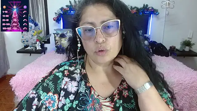 Snapshot of Keyla01_ chatting on December 5, 2025, 6:37 pm Keyla01 online show from December 5, 2025, 6:37 pm