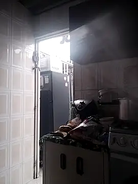 Snapshot of Keyla01_ chatting on December 21, 2025, 4:03 pm Keyla01 online show from December 21, 2025, 4:03 pm