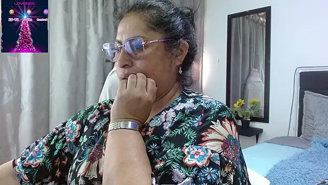 Snapshot of Keyla01_ chatting on January 6, 2026, 6:00 pm Keyla01 online show from January 6, 2026, 6:00 pm