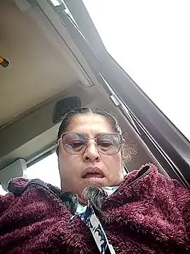 Snapshot of Keyla01_ chatting on February 8, 2026, 7:17 pm Keyla01 online show from February 8, 2026, 7:17 pm