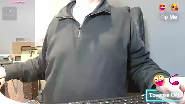 bigbadjon69 online show from January 30, 2025, 2:04 pm