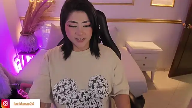 lucy26  online show from March 22, 2025, 8:51 am