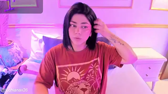 lucy26  online show from September 12, 2025, 2:22 am