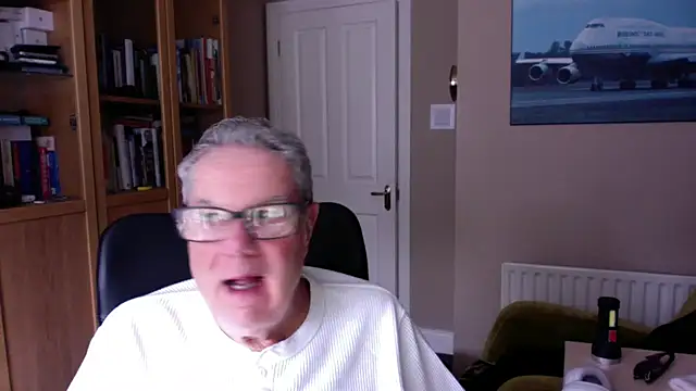 Snapshot of Oldpistolpete chatting on December 26, 2024, 12:05 pm Oldpistolpete online show from December 26, 2024, 12:05 pm