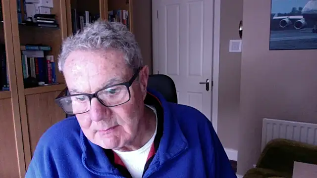 Snapshot of Oldpistolpete chatting on January 13, 2025, 2:32 pm Oldpistolpete online show from January 13, 2025, 2:32 pm