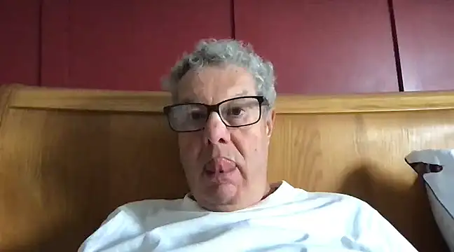 Snapshot of Oldpistolpete chatting on March 7, 2025, 9:29 am Oldpistolpete online show from March 7, 2025, 9:29 am