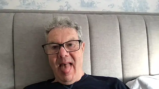 Oldpistolpete online show from November 18, 2025, 9:58 am