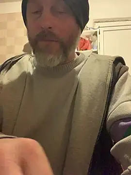 Snapshot of GHsveter chatting on April 29, 2026, 8:04 pm GHsveter online show from April 29, 2026, 8:04 pm