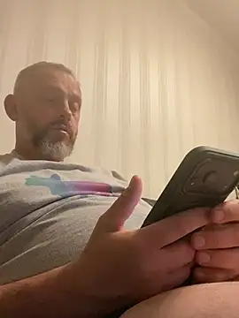 Snapshot of GHsveter chatting on June 9, 2026, 5:46 pm GHsveter online show from June 9, 2026, 5:46 pm