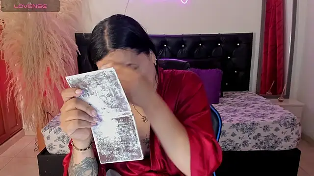 Bianka olivetto021 online show from February 23, 2025, 1:02 am