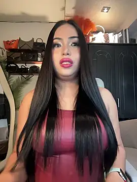 BigDominaMia online show from December 22, 2025, 5:37 am