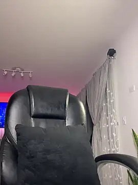 Frank Farrell online show from February 5, 2026, 6:40 am