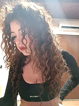 CurlyElisa online show from February 7, 2026, 3:38 pm