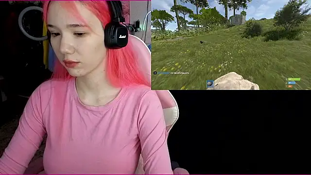 Maya Viola online show from October 28, 2025, 5:55 am