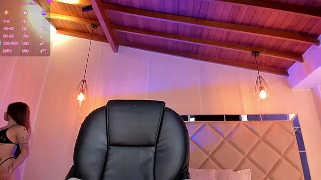 MaryLewis  online show from January 25, 2025, 6:24 pm