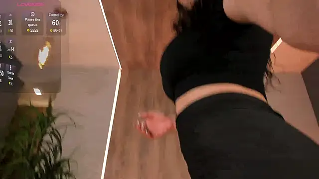 KateSunder online show from March 9, 2025, 8:40 am